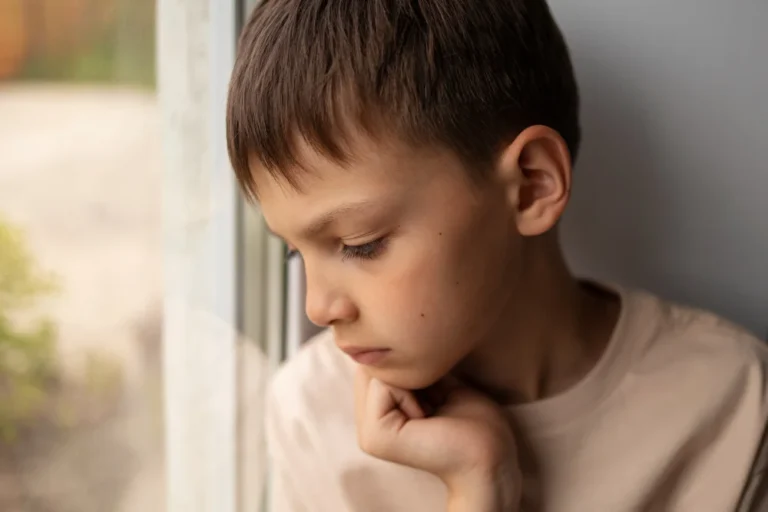 Niño triste